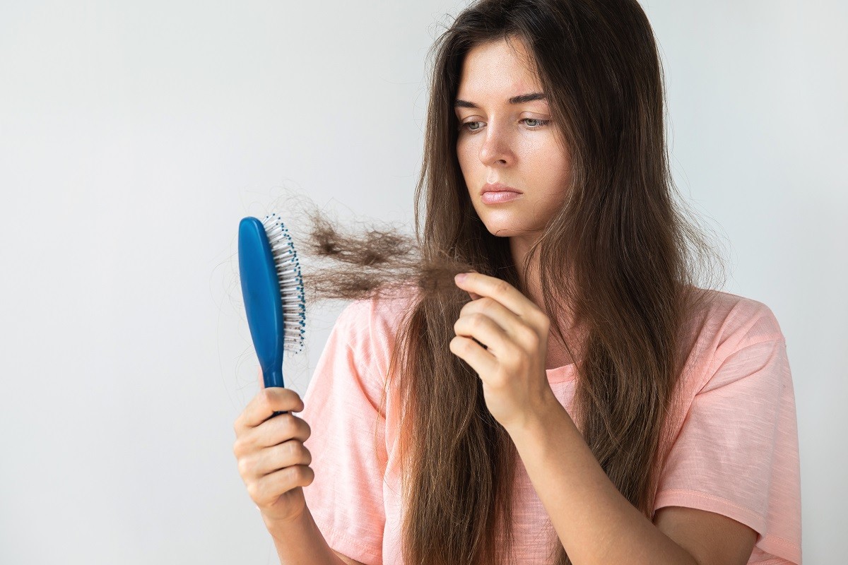 Remedii naturale pentru căderea părului pe care să le încerci acasă
